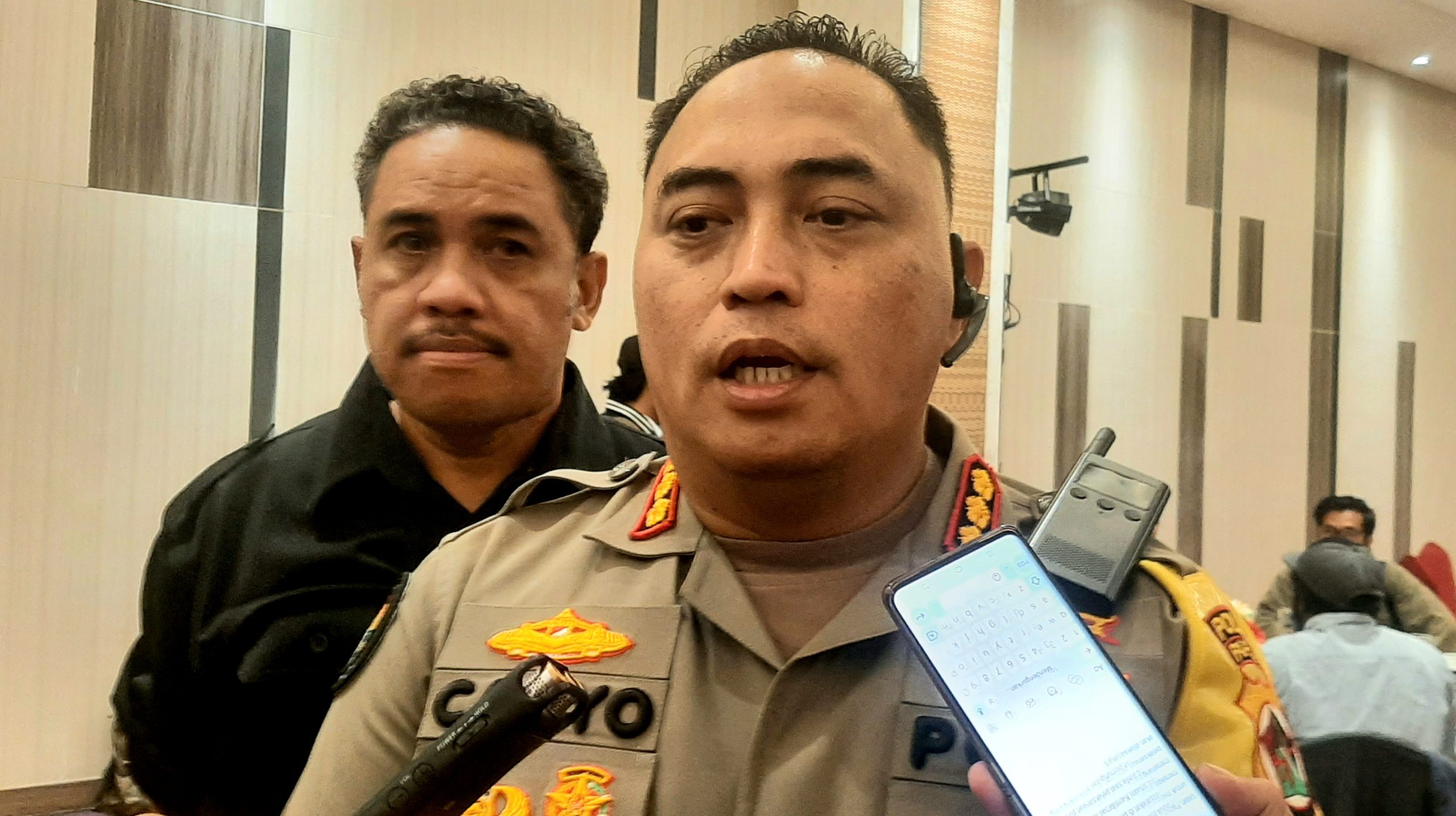 Kabid Humas Polda Papua Kombes Pol. Cahyo Sukarnito, S.I.K., M.K.P.