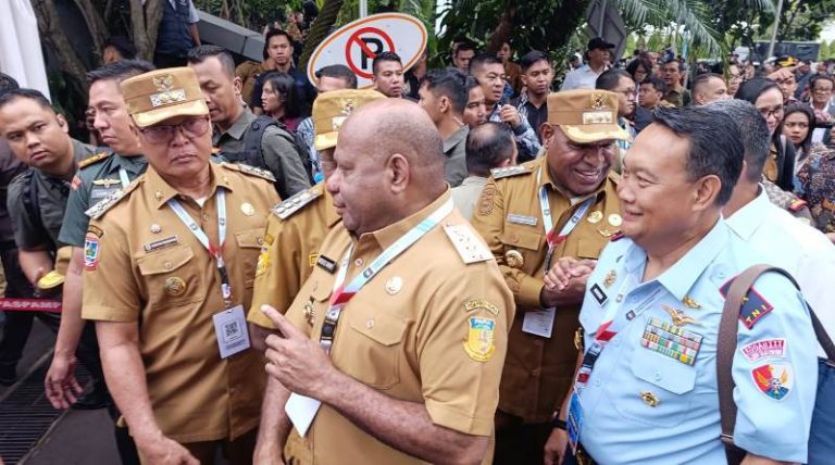 Gubernur Matius D. Fakhiri bersama Forkopimda Provinsi Papua saat menghadiri Rakornas Pemerintah Pusat dan Daerah Tahun 2026